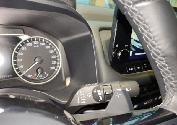 Nissan Qashqai cena 123700 przebieg: 47767, rok produkcji 2022 z Kraków małe 742